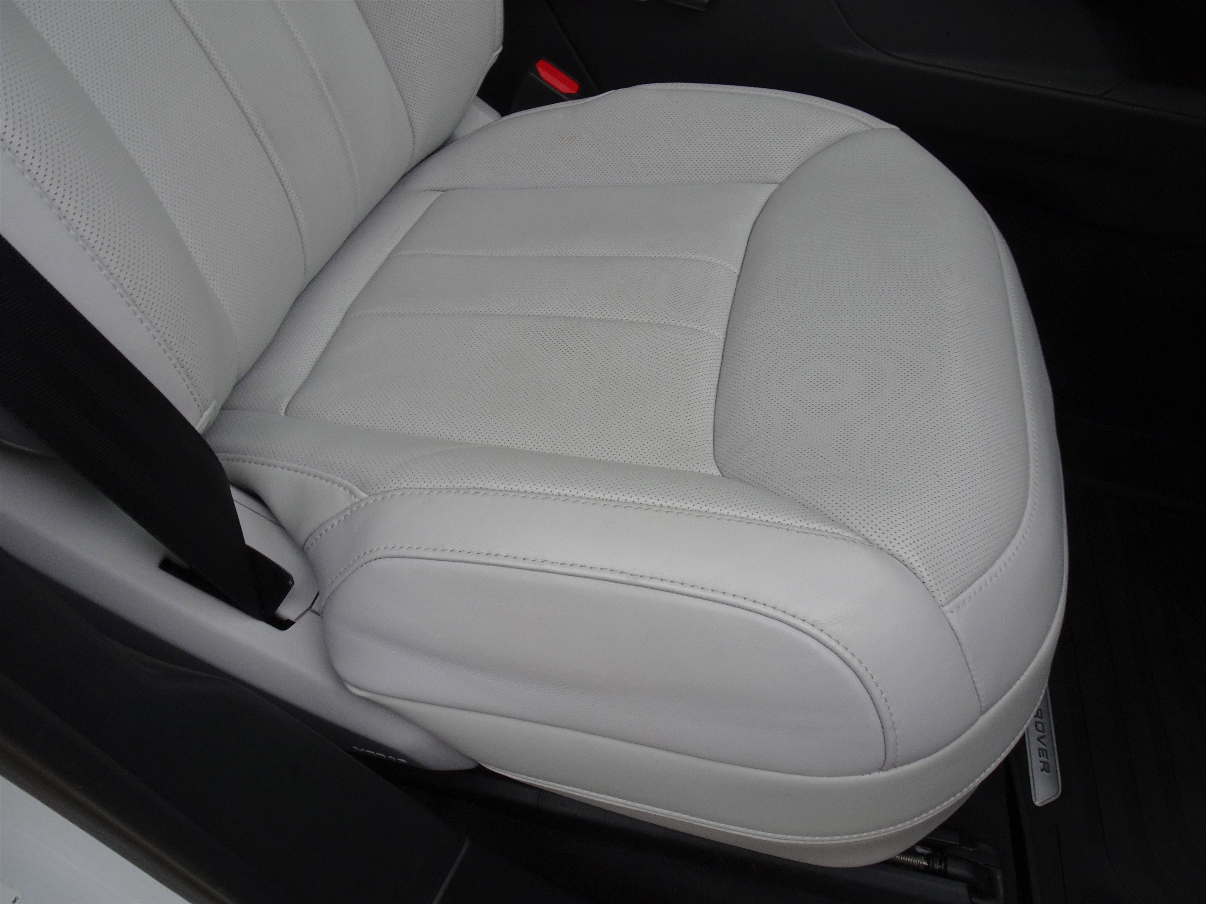 Certified 2023 Land Rover Range Rover Sport SE image 26