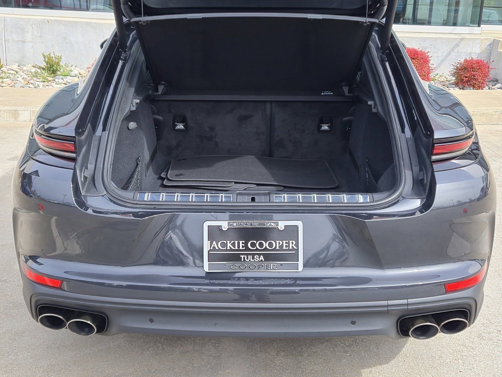 Certified 2024 Porsche Panamera 4 AWD/4WD image 14