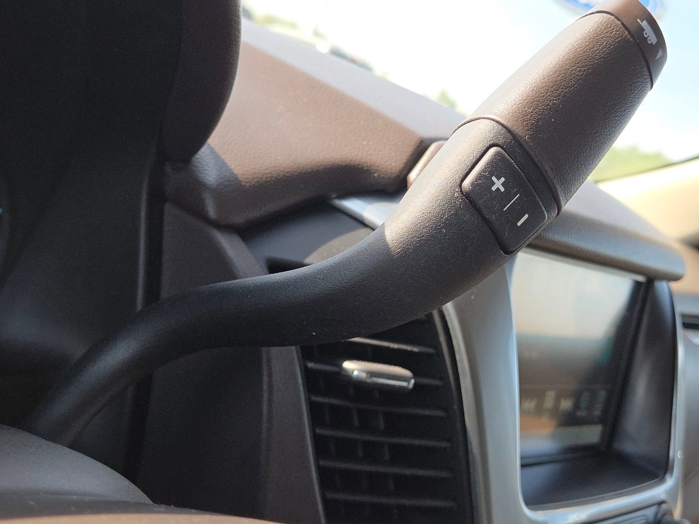 Used 2019 Chevrolet Tahoe Premier AWD/4WD image 26