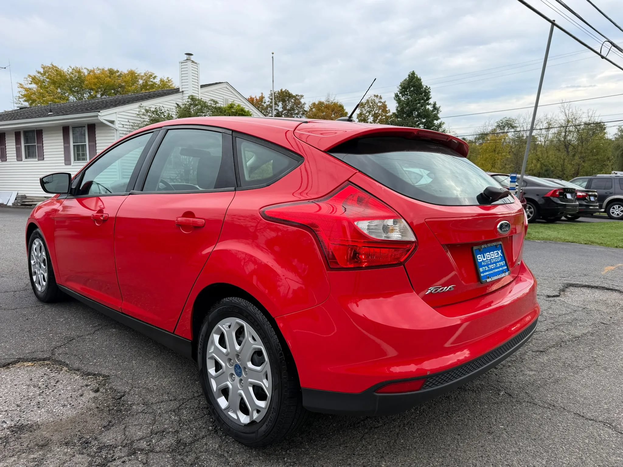 Used 2012 Ford Focus SE FWD image 6
