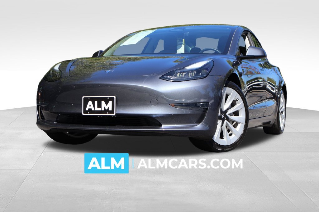 Used 2023 Tesla Model 3 Standard Range RWD image 1