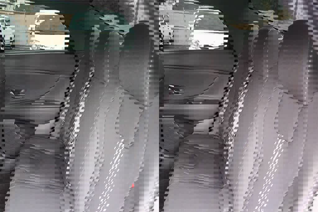 Used 2023 Hyundai Elantra Blue w/ Cargo Package image 19