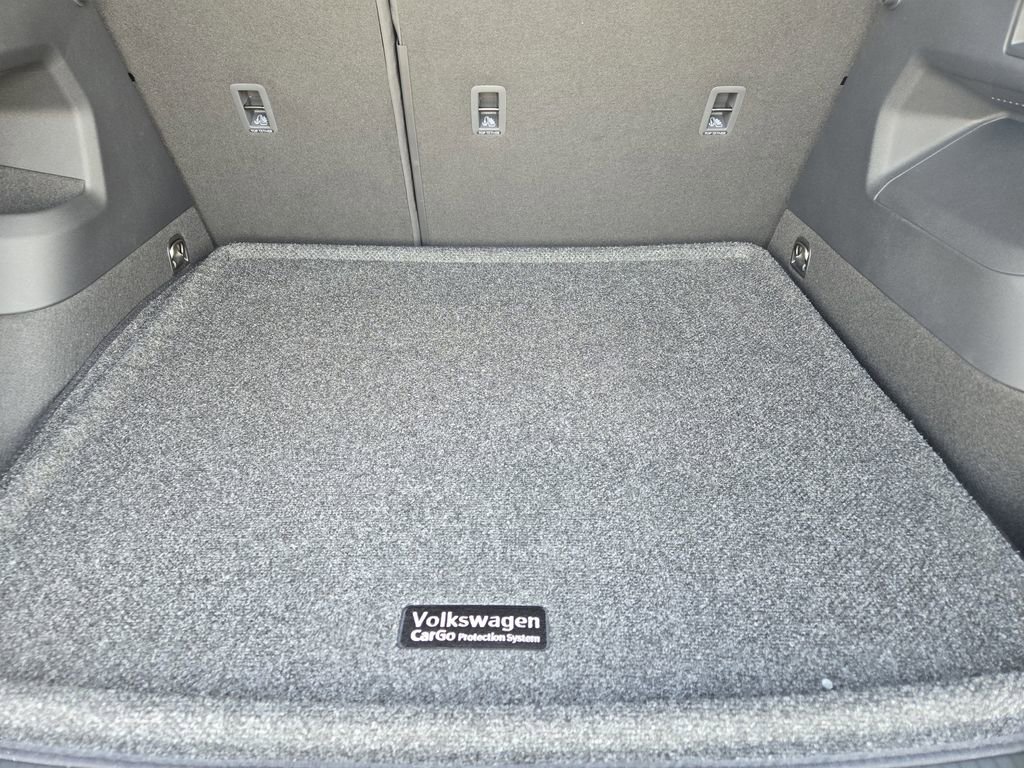 New 2026 Volkswagen Tiguan SE image 25