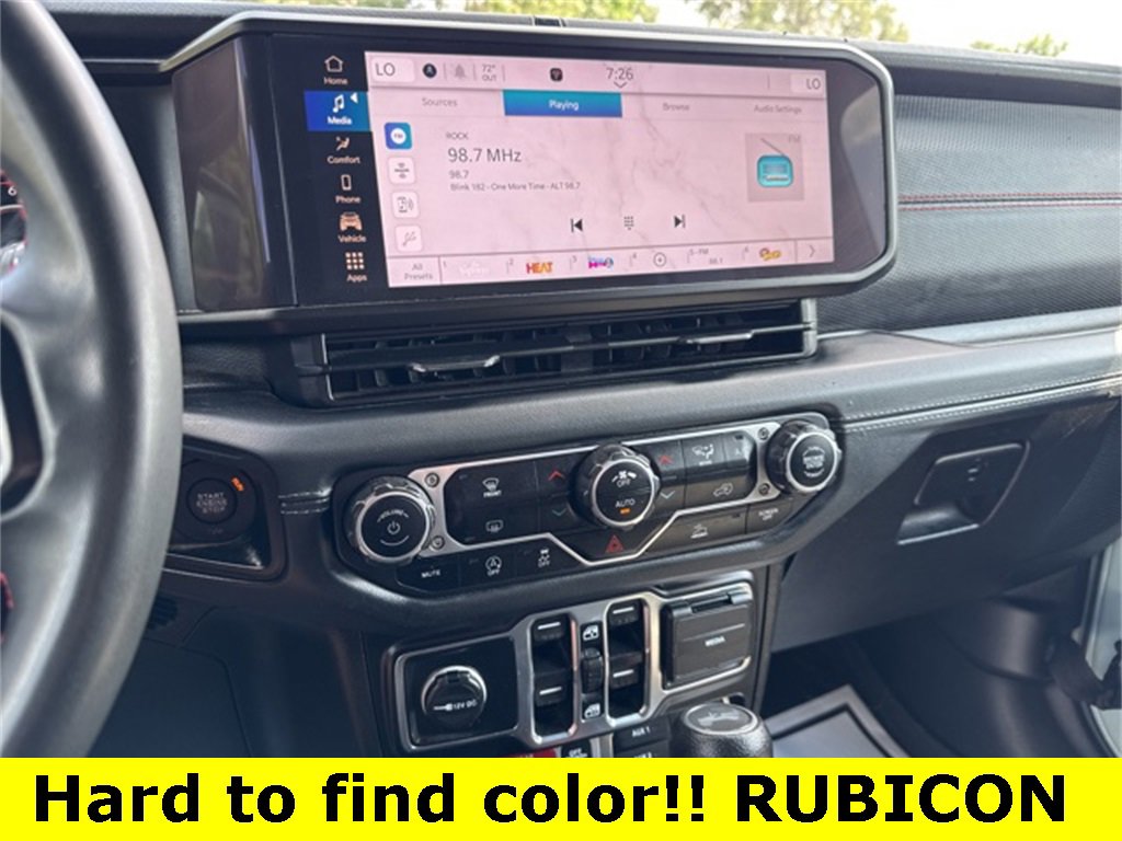 Used 2024 Jeep Wrangler Rubicon image 12