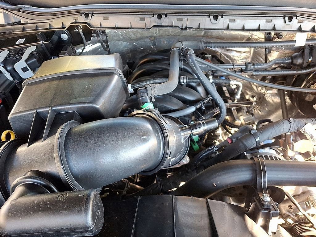 Used 2024 Ford F250 XLT w/ Snow Plow Prep Package image 28