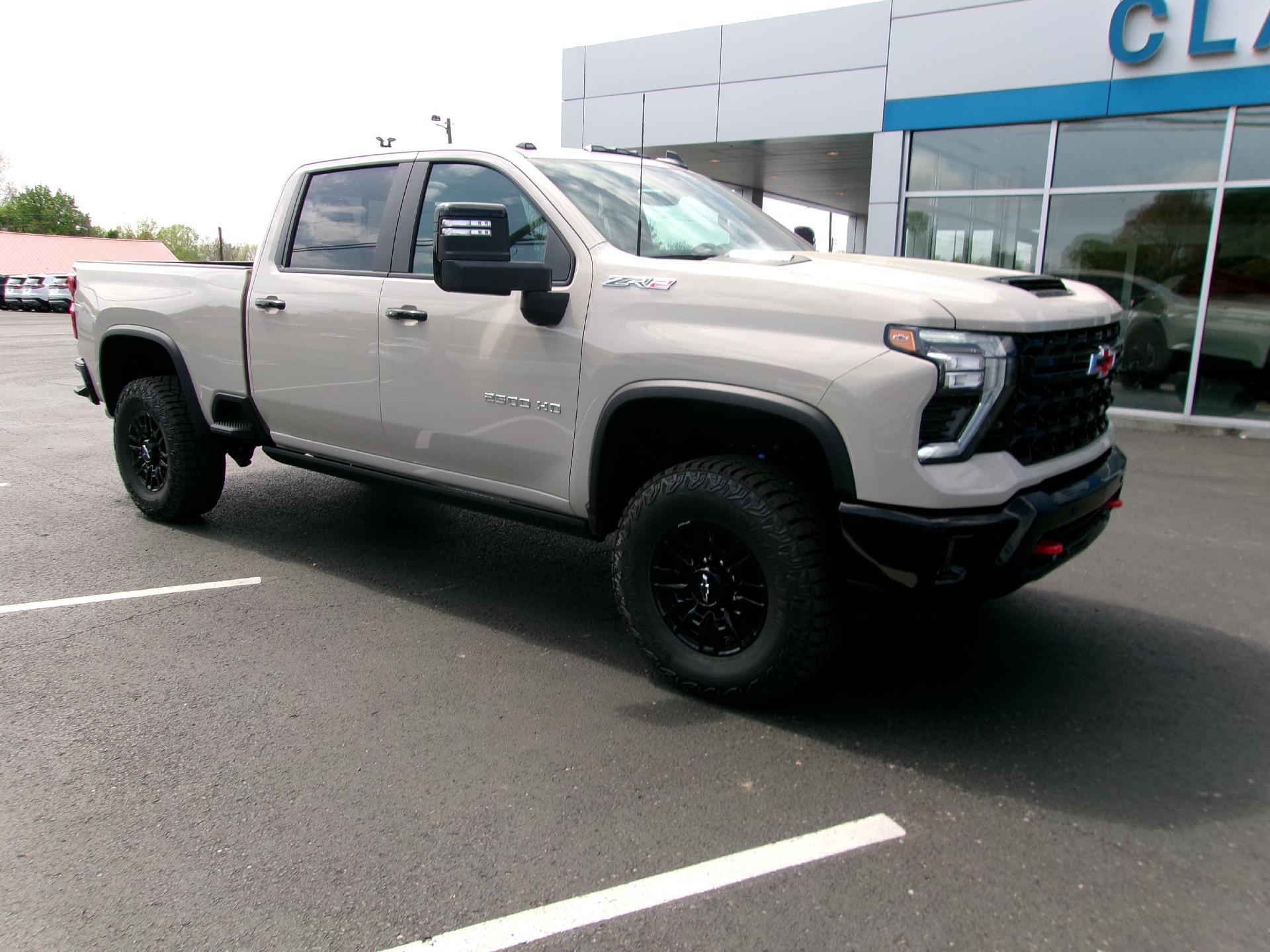 New 2026 Chevrolet Silverado 2500 ZR2 image 11