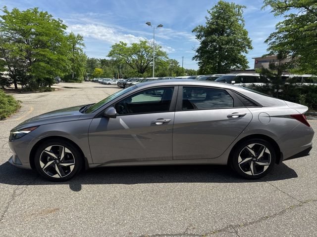 Certified 2023 Hyundai Elantra SEL w/ Convenience Package FWD image 18