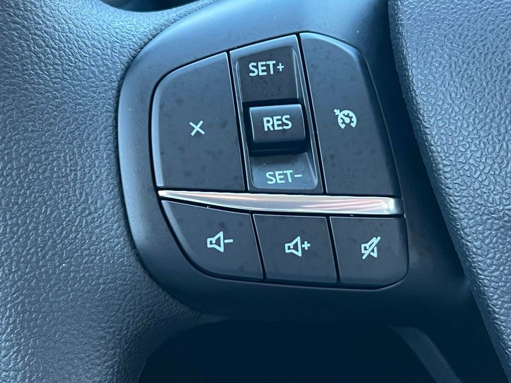 Used 2025 Ford Maverick XL image 32