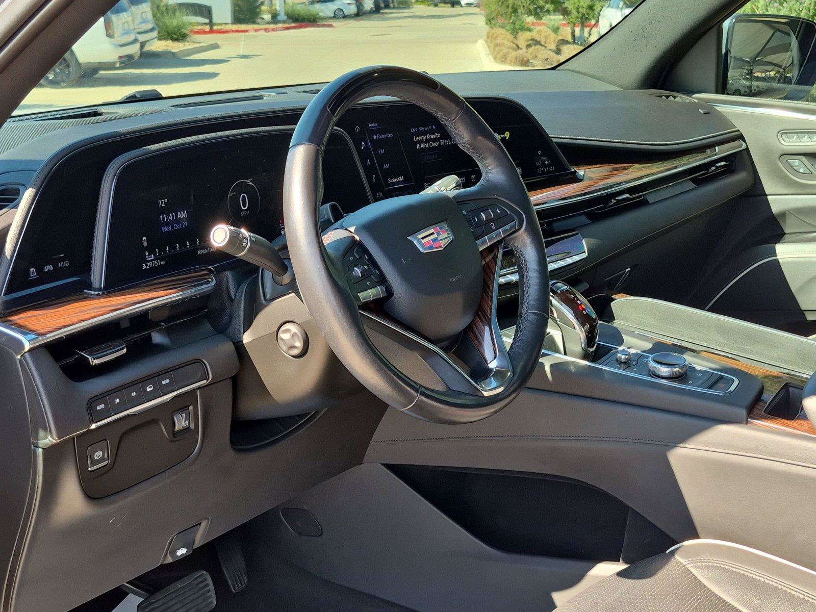 Used 2022 Cadillac Escalade ESV Premium Luxury AWD/4WD image 10