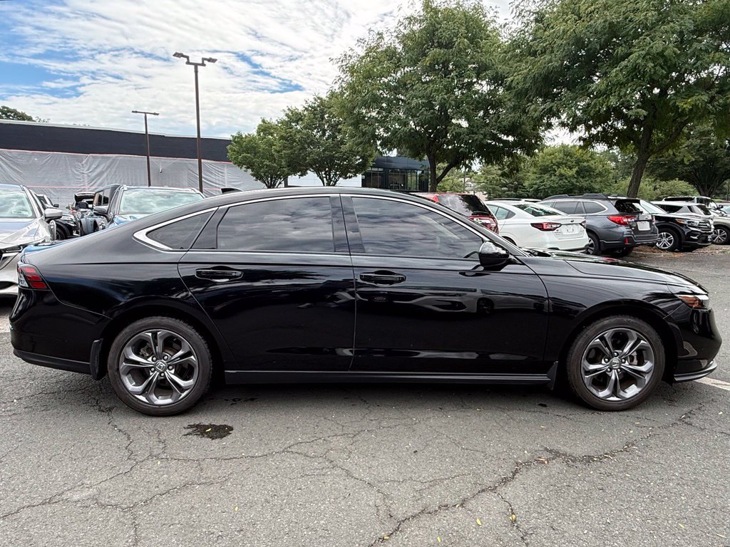 Used 2023 Honda Accord EX image 5