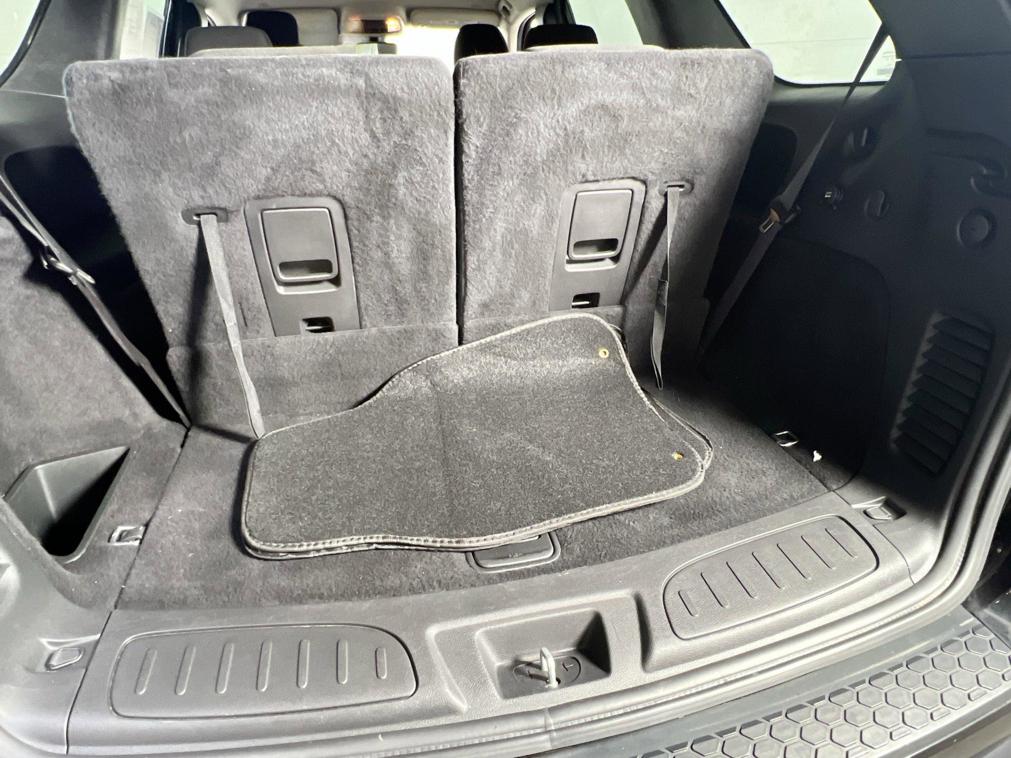 Used 2022 Dodge Durango SXT image 23