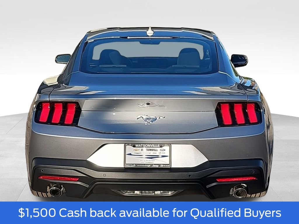 New 2026 Ford Mustang Coupe image 4