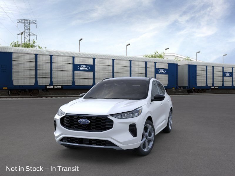 New 2023 Ford Escape ST-Line w/ Tech Pack #1 AWD/4WD image 2