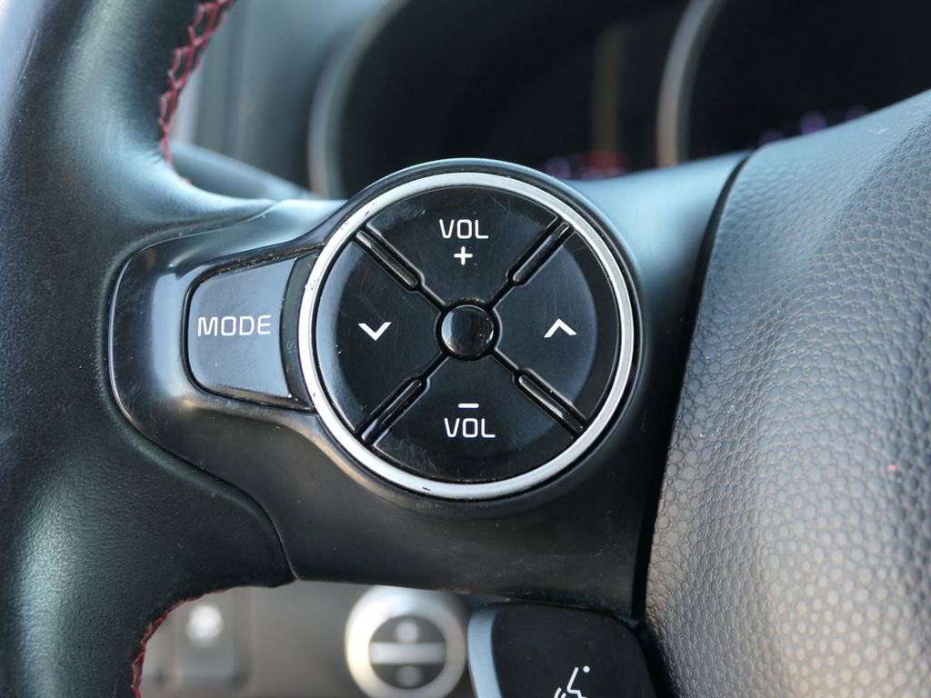Used 2014 Kia Soul + FWD image 18