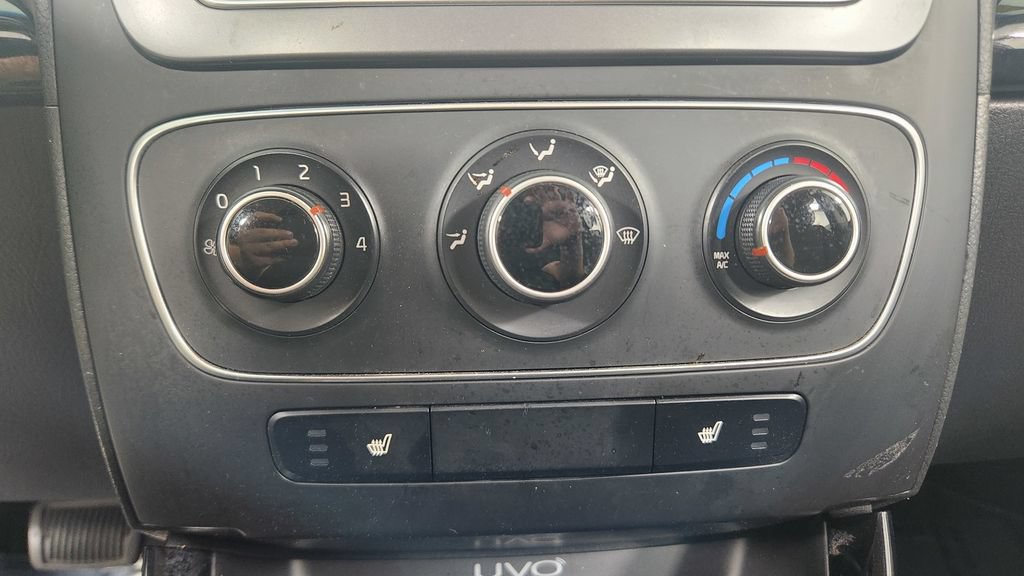 Used 2014 Kia Sorento LX AWD/4WD image 27