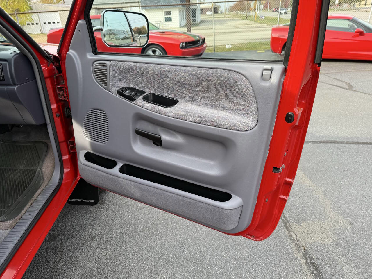 Used 1997 Dodge Ram 1500 Truck 2WD Club Cab image 92