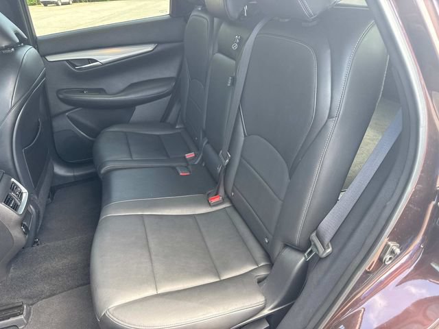 Used 2020 INFINITI QX50 Luxe w/ Navigation Package FWD image 16