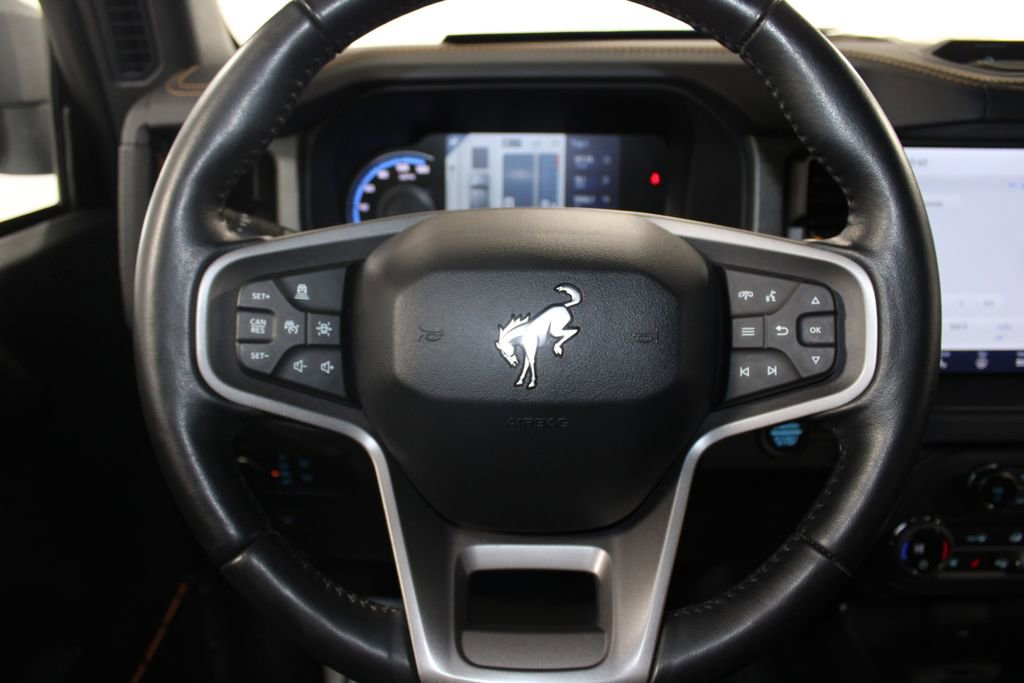 Used 2024 Ford Bronco Badlands image 36
