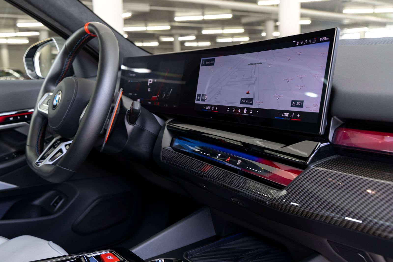 Certified 2025 BMW M5 Touring AWD/4WD image 36