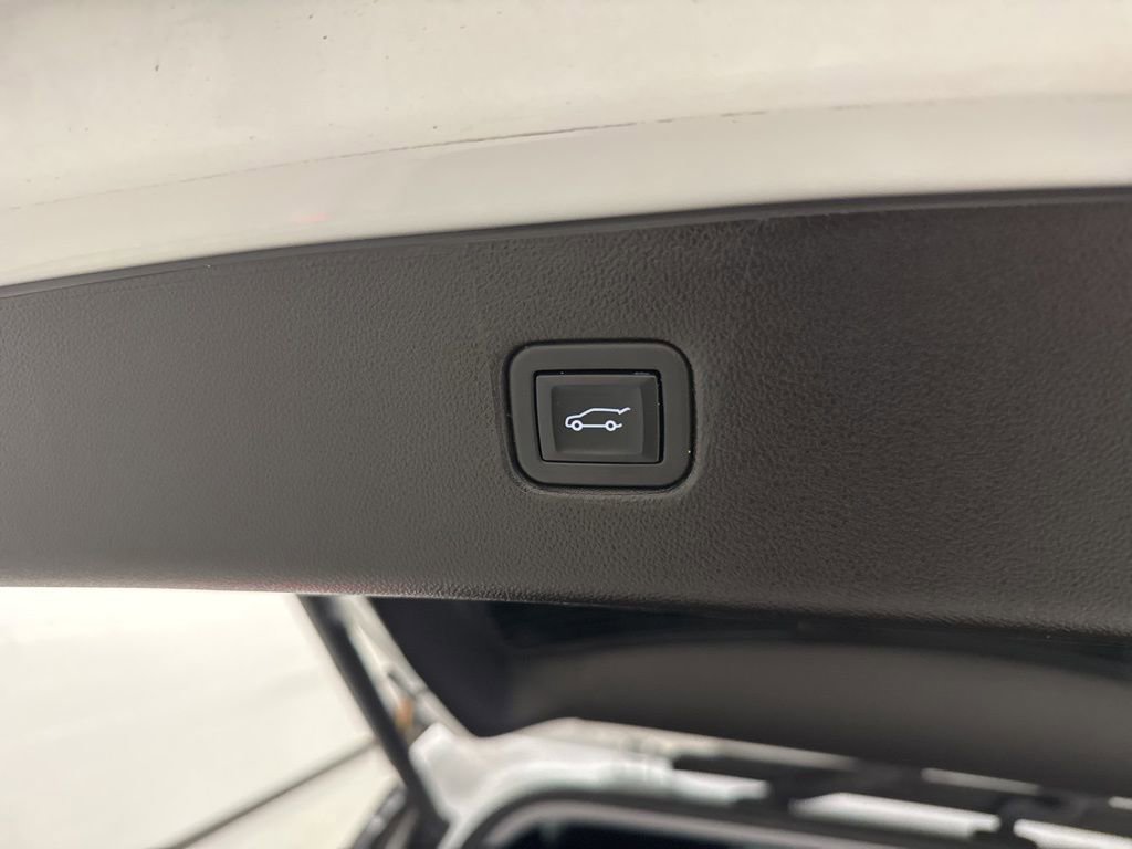 Used 2024 Chevrolet Blazer LT w/ Convenience Package image 14