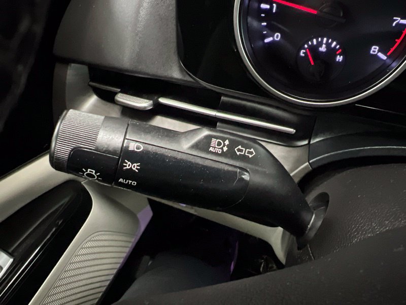 Certified 2024 Kia Carnival EX FWD image 22