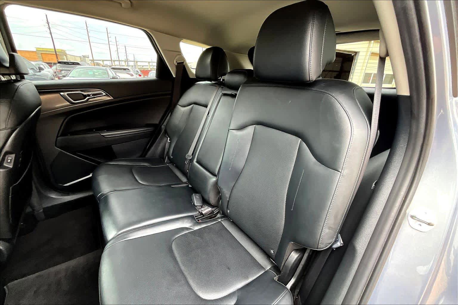 Certified 2023 Kia Sportage EX image 18