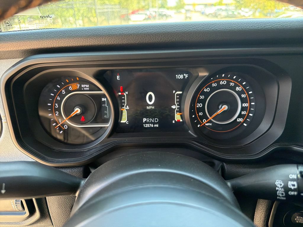 Used 2024 Jeep Wrangler Unlimited Sport AWD/4WD image 25