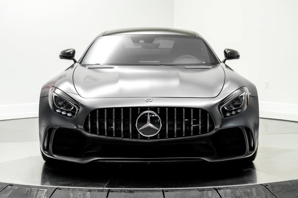 Used 2018 Mercedes-Benz AMG GT R image 2