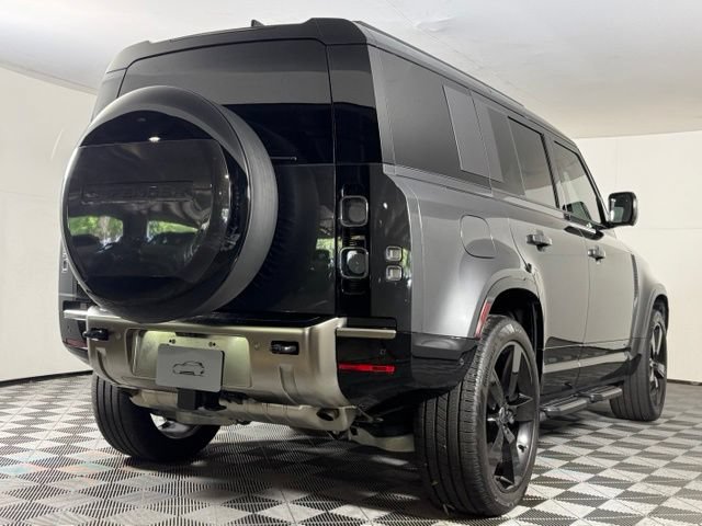 Used 2025 Land Rover Defender 110 X AWD/4WD image 8