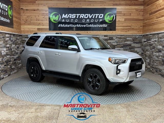 Used 2022 Toyota 4Runner SR5 Premium AWD/4WD image 1