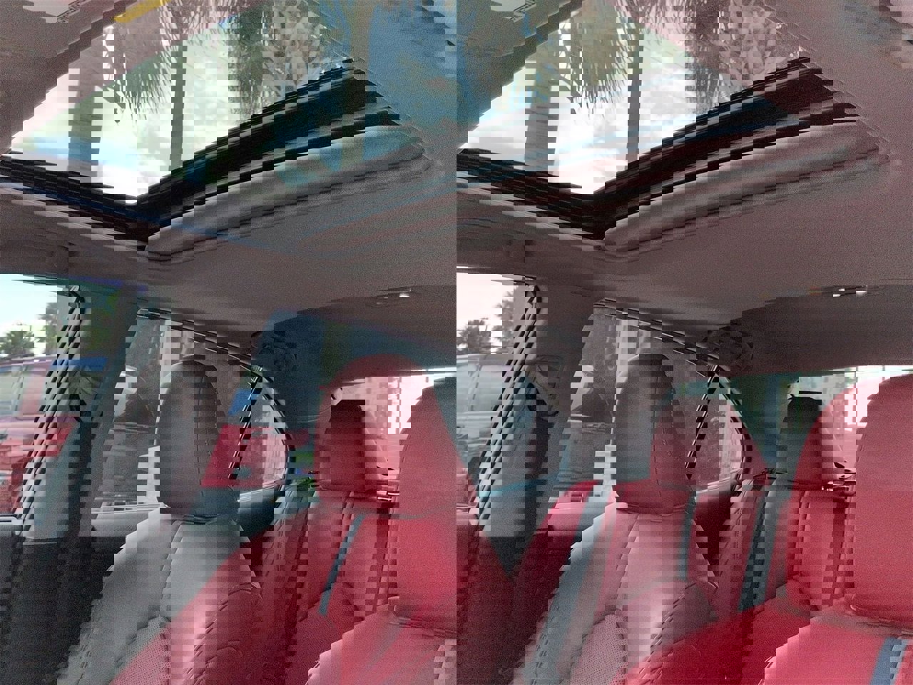 Used 2022 Toyota Camry XSE image 19