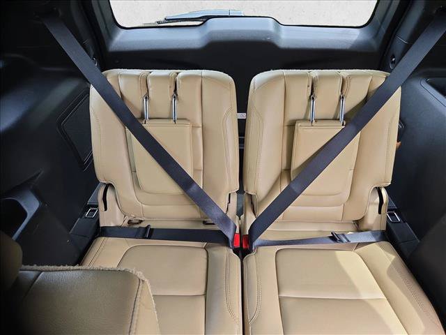 Used 2017 Ford Explorer Limited w/ Equipment Group 301A FWD image 21