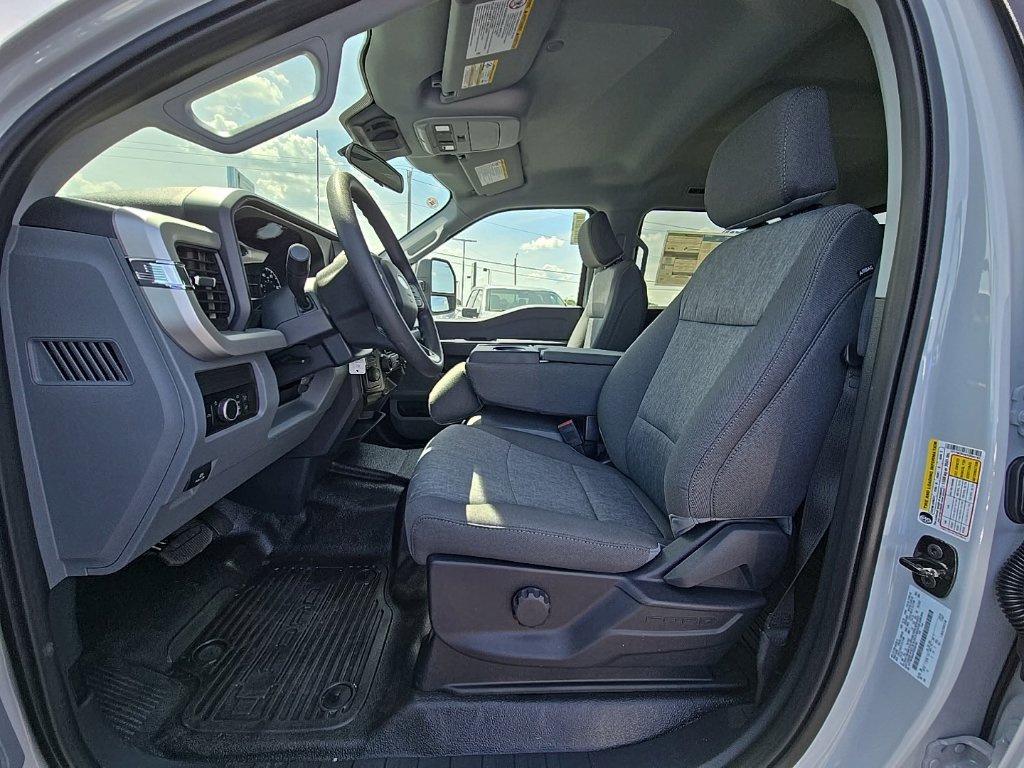 New 2026 Ford F250 XL AWD/4WD image 9