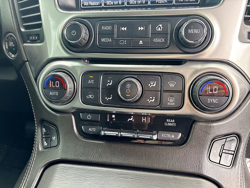 Used 2020 Chevrolet Suburban Premier RWD image 35