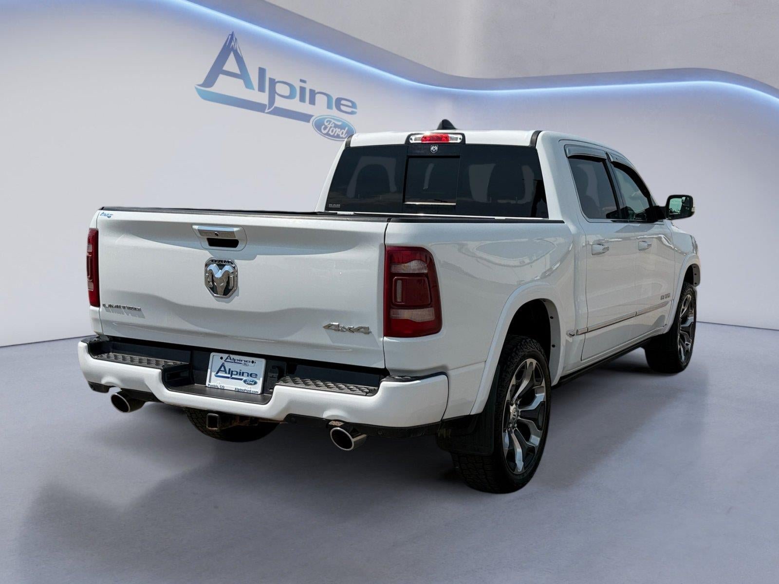 Used 2022 RAM 1500 Limited w/ Body-Colour Bumper Group AWD/4WD image 6