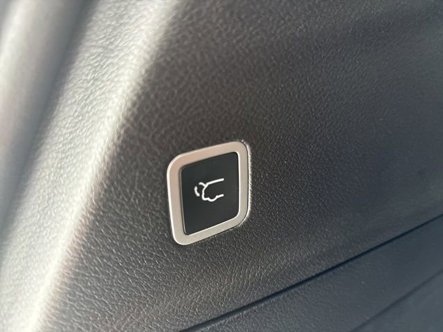 New 2026 Chrysler Pacifica Limited w/ S Appearance Package image 19