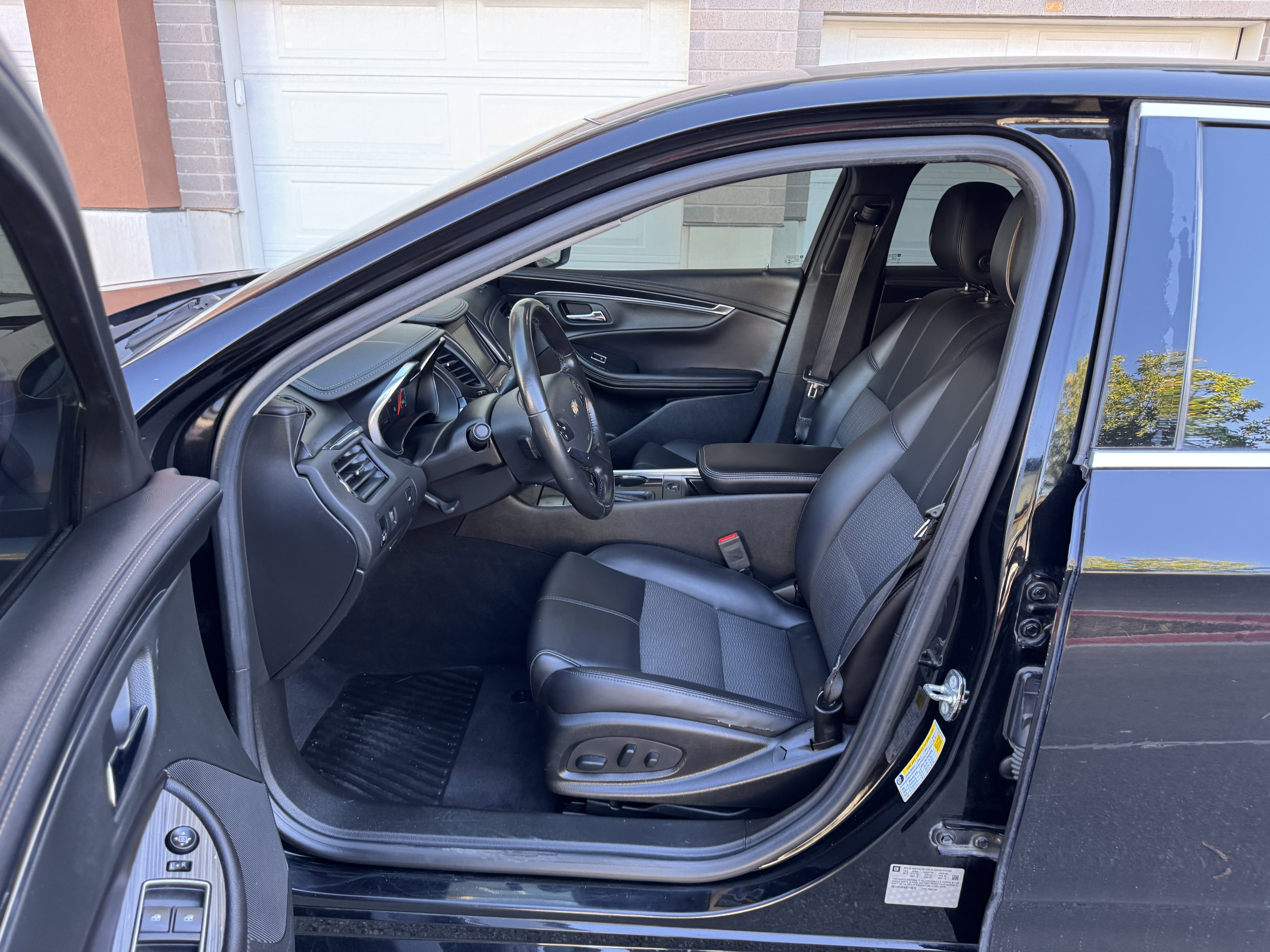 Used 2018 Chevrolet Impala LT image 12