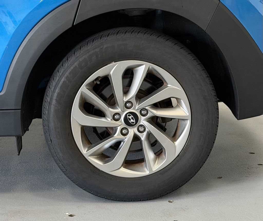 Used 2018 Hyundai Tucson SE w/ Cargo Package FWD image 8