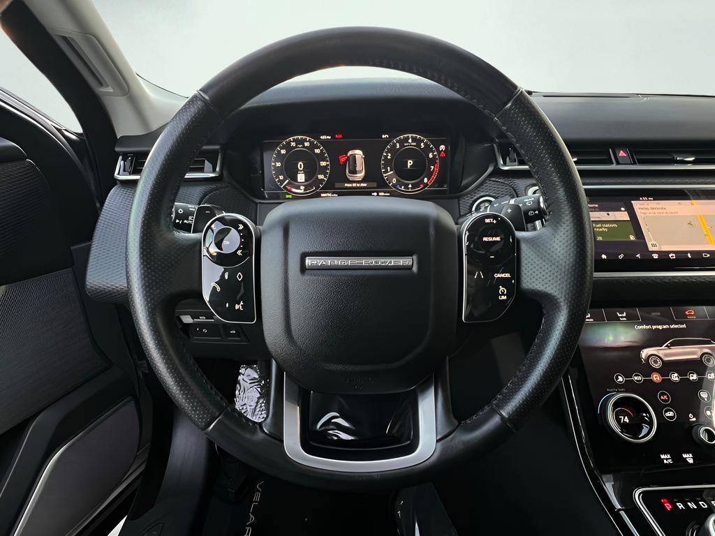 Used 2018 Land Rover Range Rover Velar S image 36