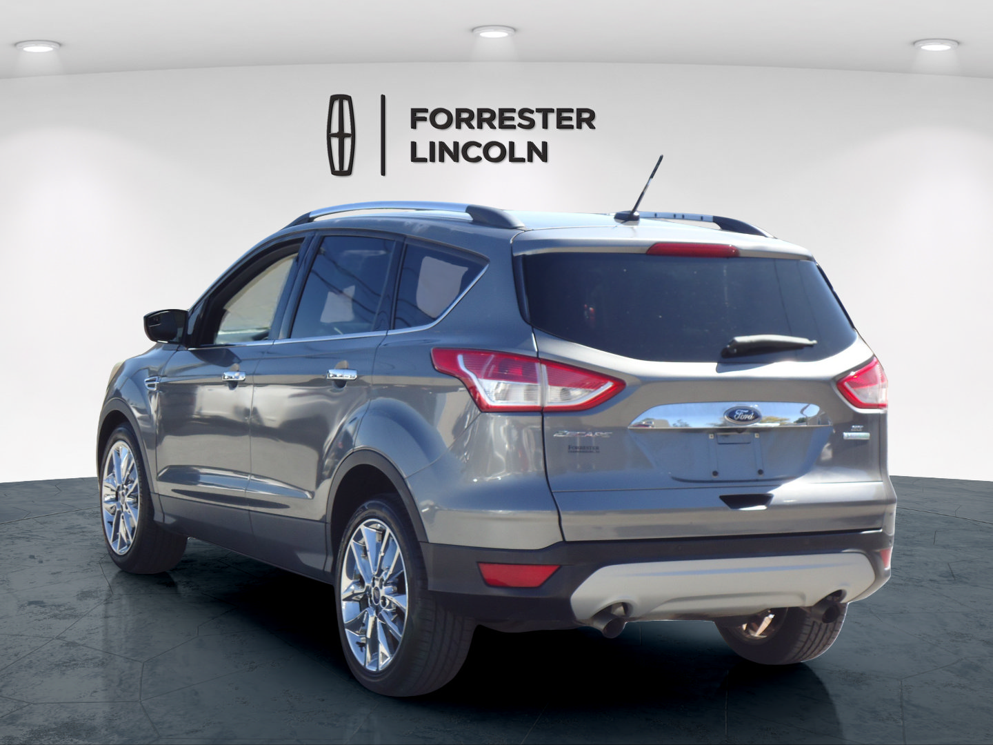 Used 2014 Ford Escape SE w/ SE Chrome Package FWD image 5