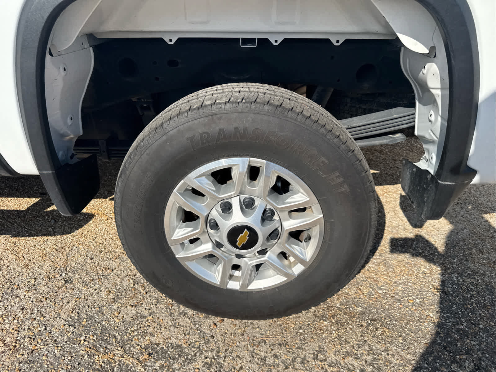 Used 2025 Chevrolet Silverado 2500 LT w/ Convenience Package AWD/4WD image 17
