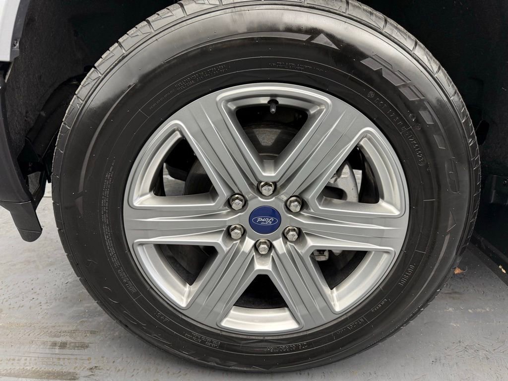 Used 2023 Ford F150 Lightning Pro w/ Tow Technology Package image 21