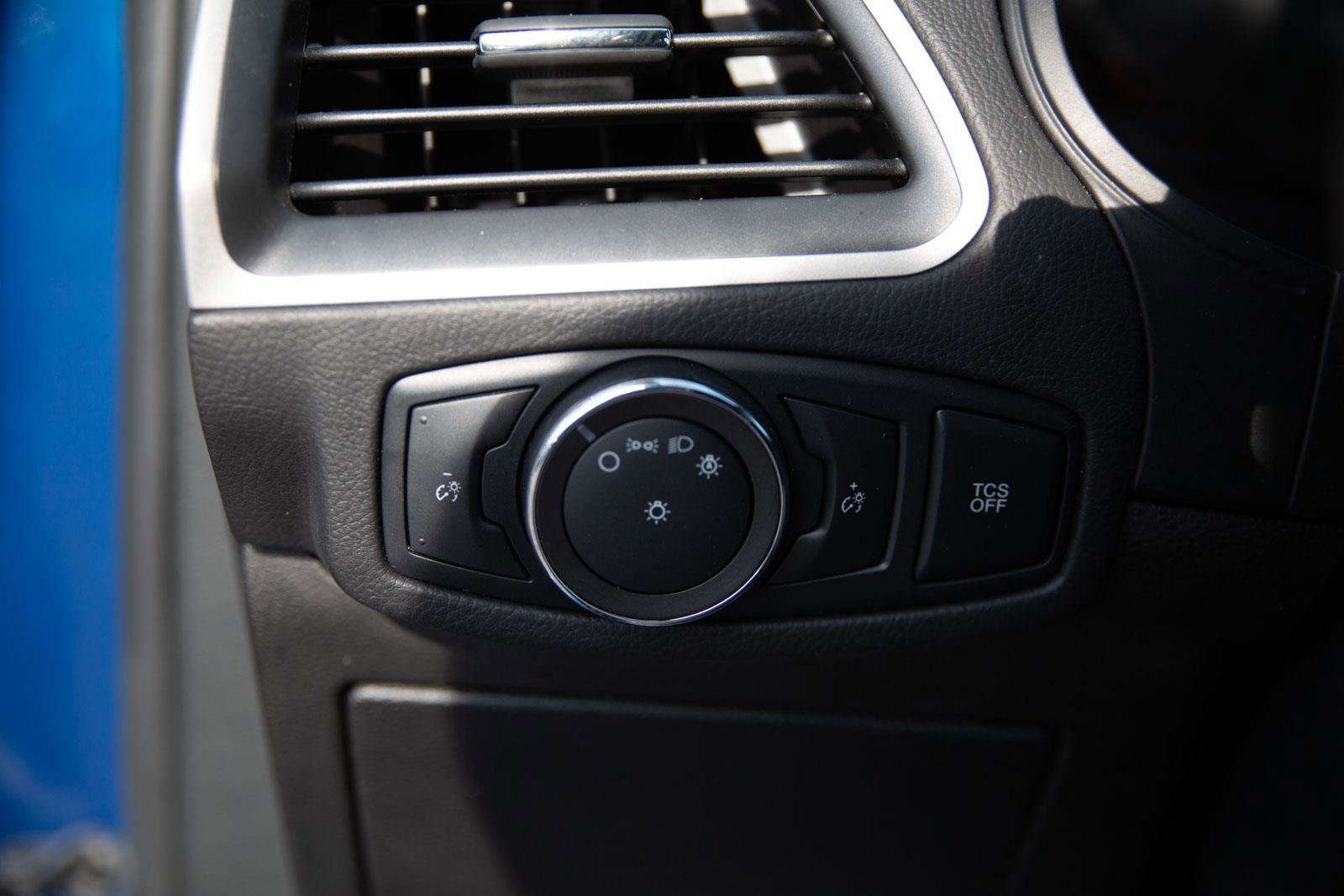 Used 2022 Ford Edge SEL image 18