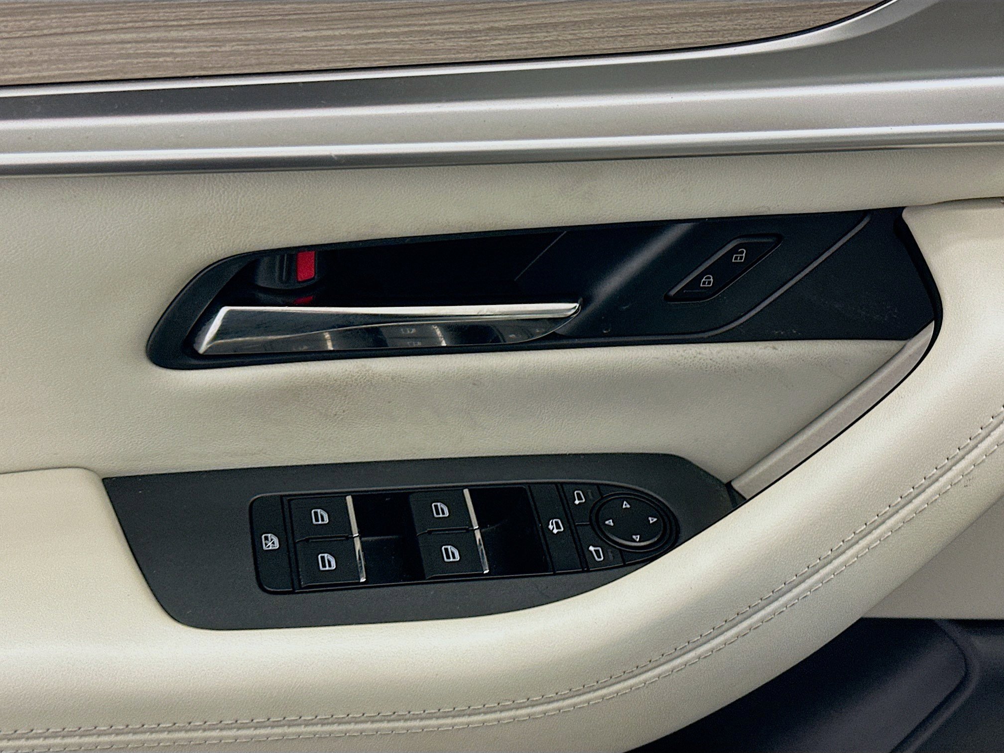 Used 2024 MAZDA CX-90 Plug-In Hybrid w/ Premium Plus image 15