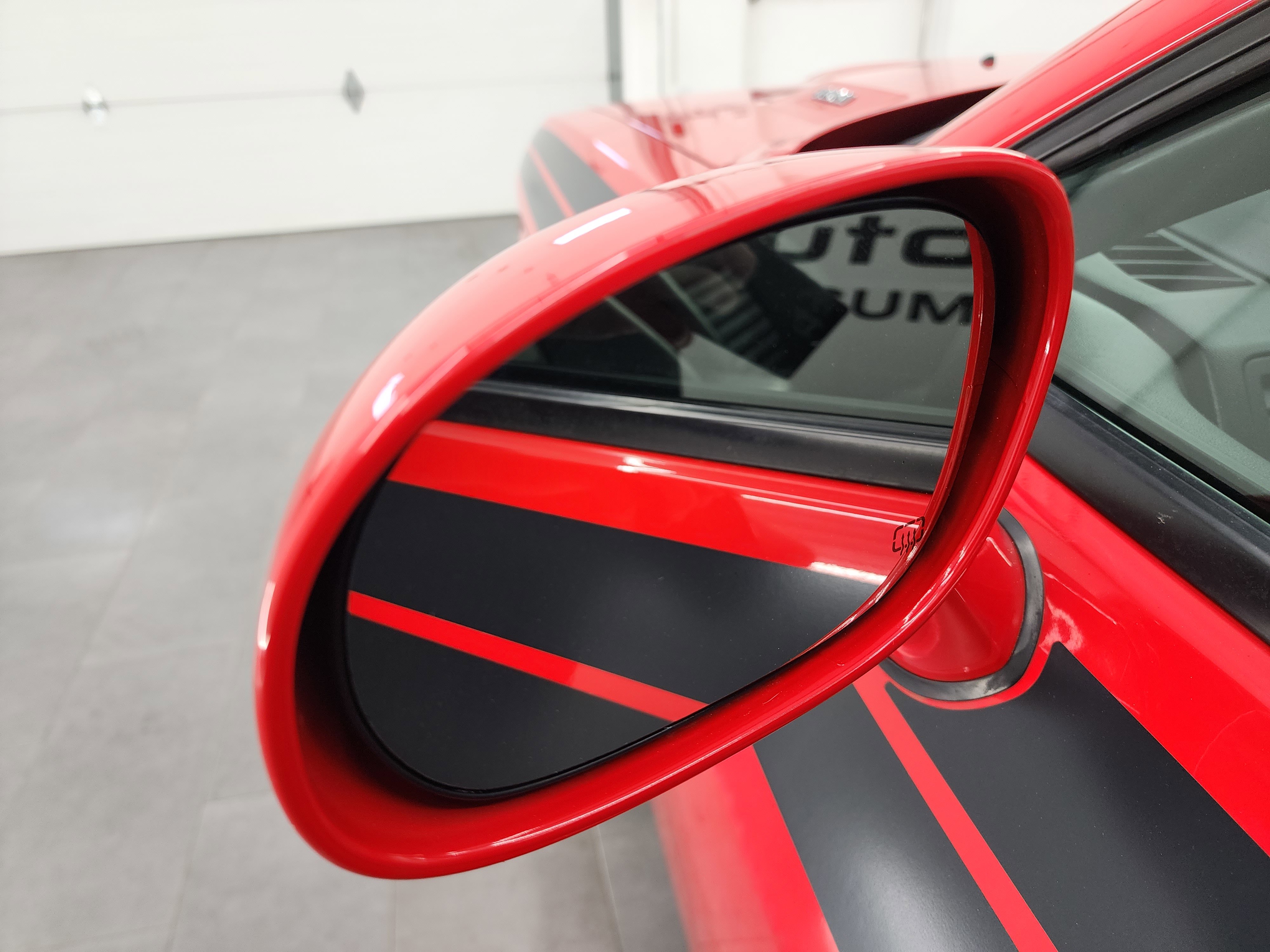 Used 2010 Dodge Challenger R/T RWD image 32