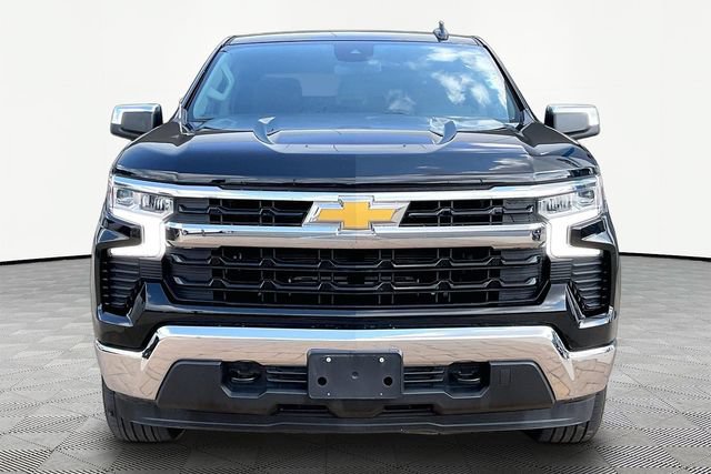 Used 2023 Chevrolet Silverado 1500 LT AWD/4WD image 2