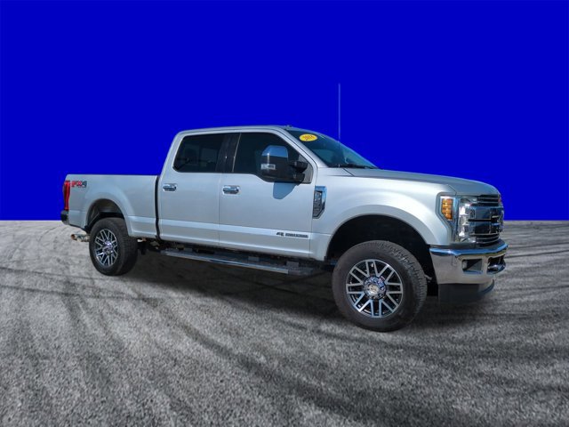 Used 2018 Ford F250 Lariat w/ Chrome Package image 2