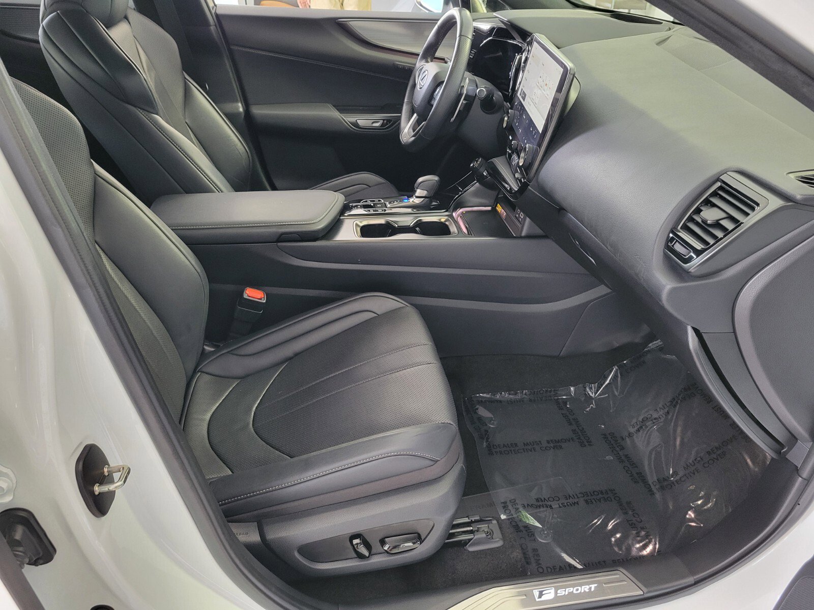 Certified 2025 Lexus NX 450h+ F Sport w/ Towing Package (2000 Lbs) image 17