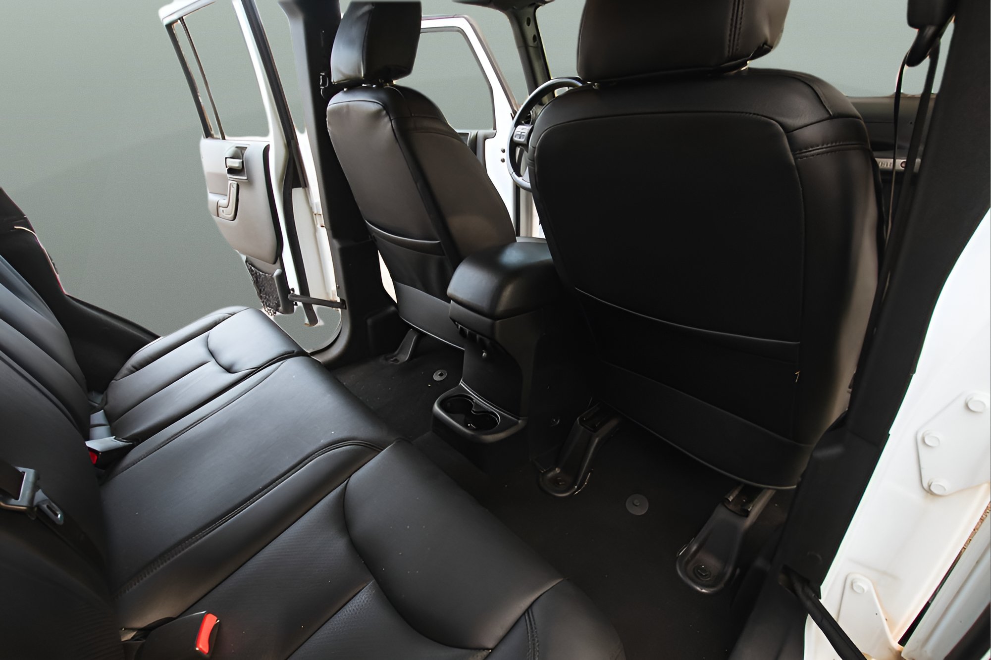 Used 2018 Jeep Wrangler Unlimited Sport S AWD/4WD image 17