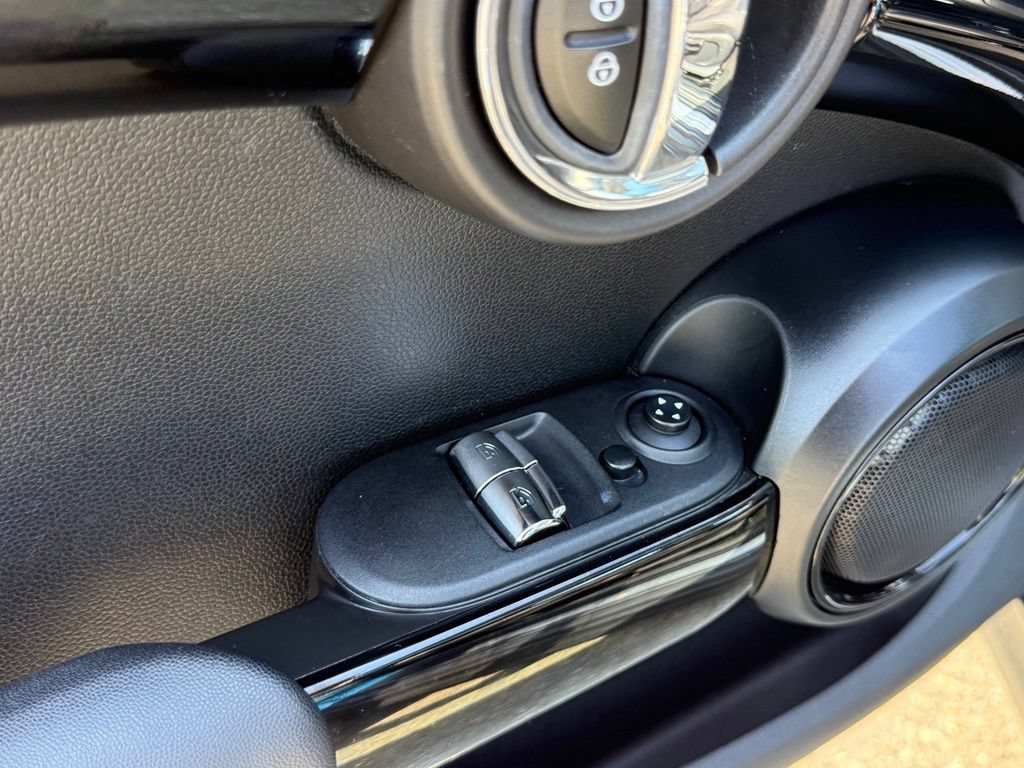 Used 2017 MINI Cooper S FWD image 21